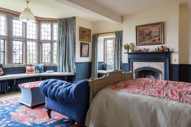 Asthall Manor