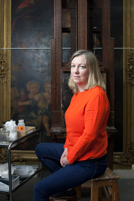 Rachel Turnbull / Senior Collections Conservator