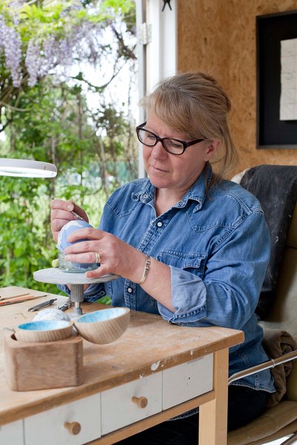 Loraine Rutt / The Little Globe Co