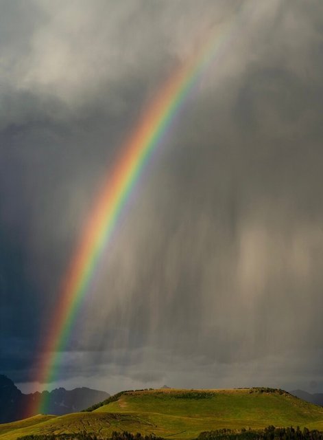 DiamondHillRainbowStorm_DSC4101.jpg
