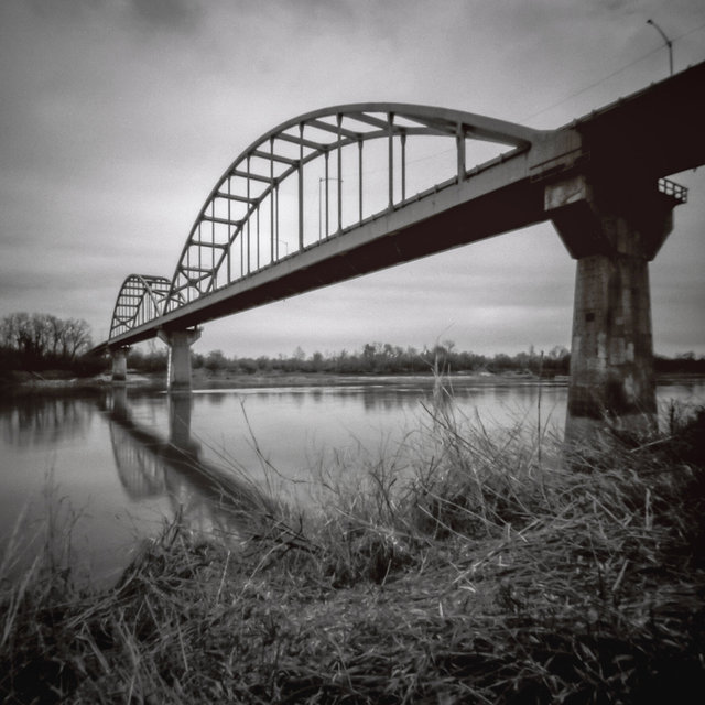 R1-09864-0004.jpg