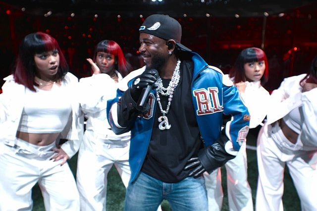 SBLIX HALFTIME SHOW