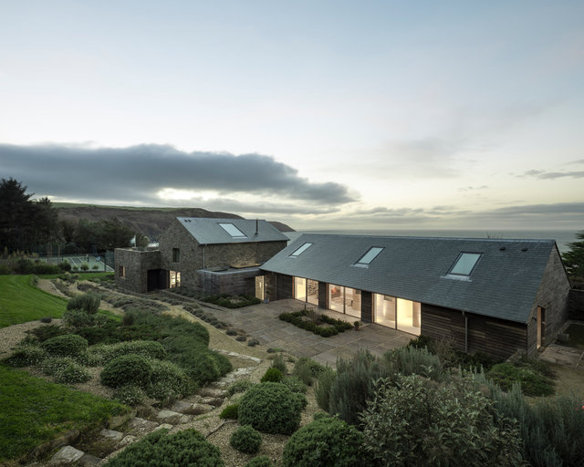 Private House, Devon. Powell Tuck Associates
