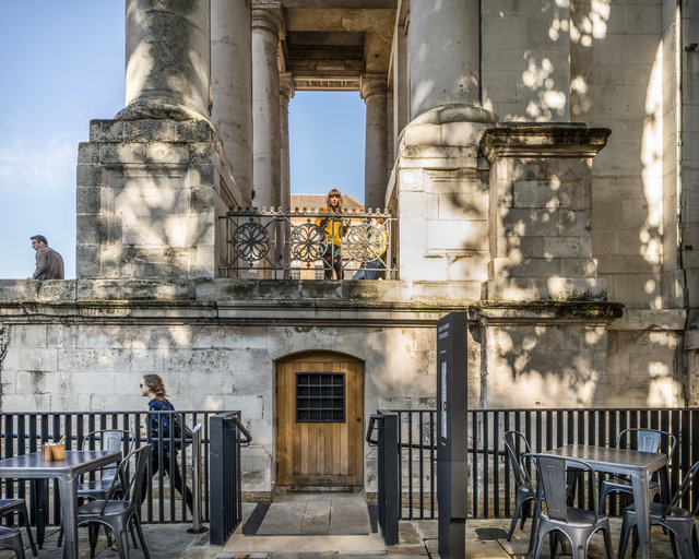Crypt of Christchurch Spitalfields. Nicholas Hawksmoor and Dow Jones Architects