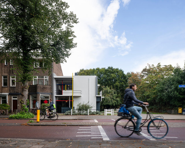 Schröder House - Gerrit Rietveld