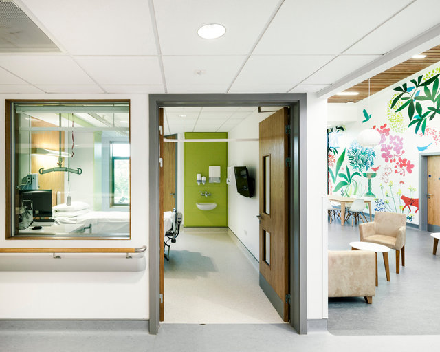 Lane Fox Remo Respiratory Centre - East Surrey Hospital. Murphy Phillips Architects