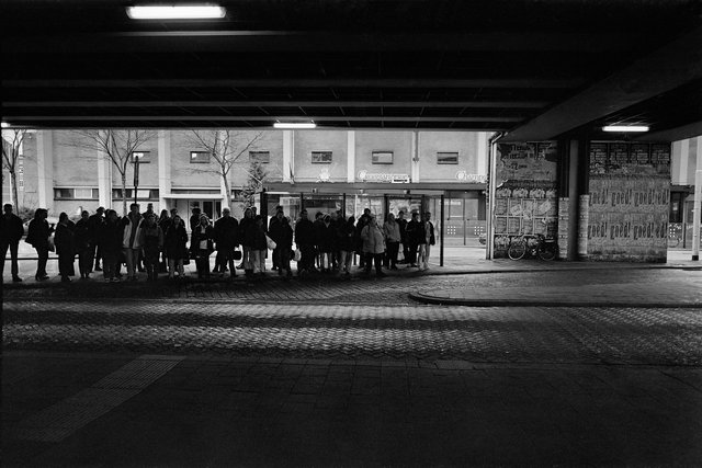 113 ROT 203 2 bushalte Zuidplein 1 kopie.jpg