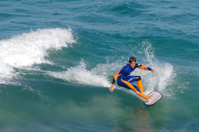 Surfers at Tamarama (20) VB.jpg