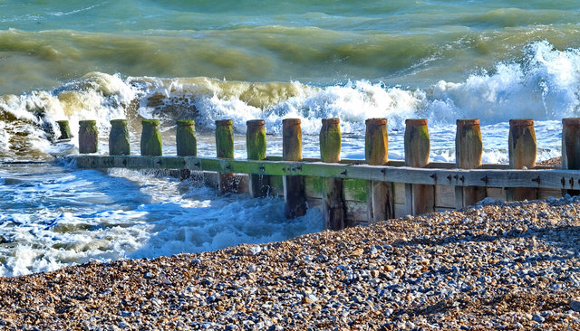 Rustington Beach (3) VB.jpg