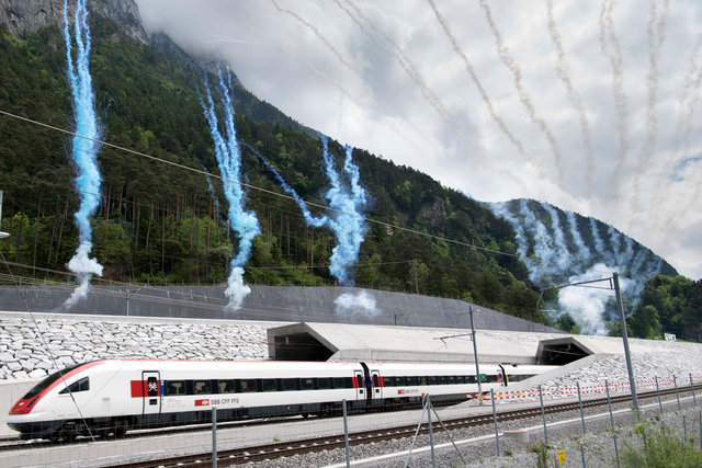 First train Gotthard Base Tunnel - Erstfeld - 2016