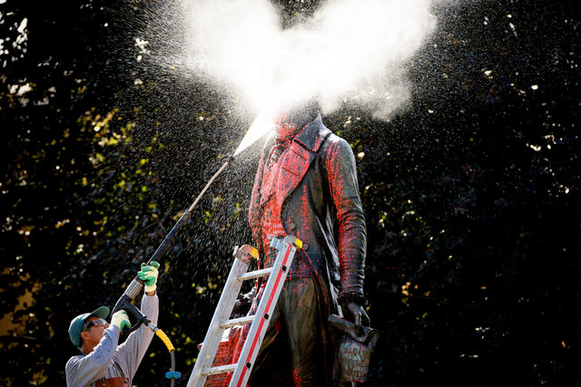 Vandalisme statue de Pury - Neuchâtel - 2020