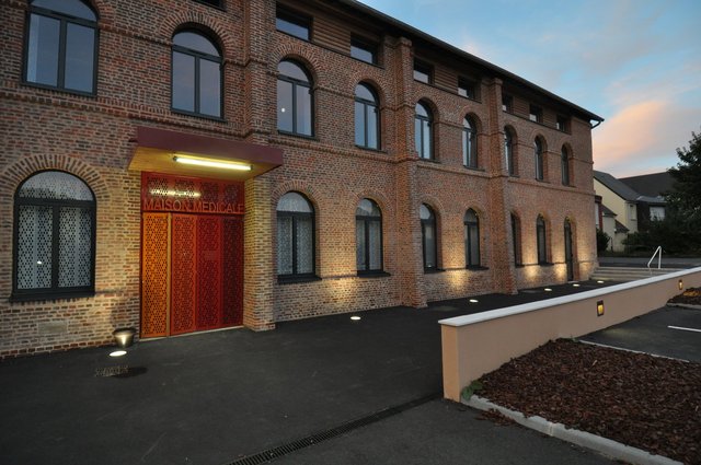 Pôle Santé Livarot - Architecte X. Perret (Atelier d'Orchampt)