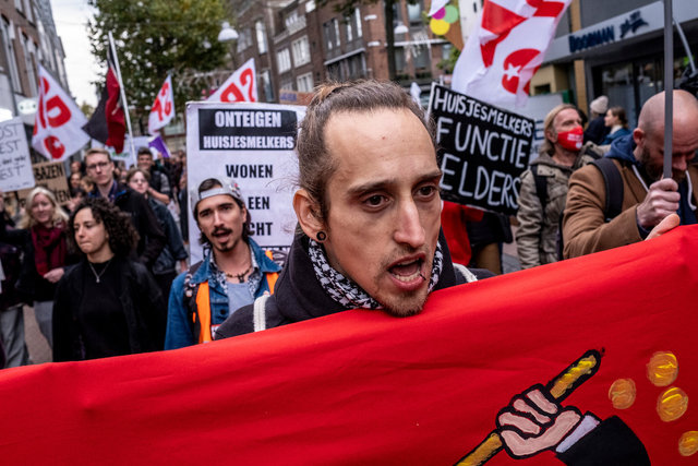 Demonstration against housing shortage