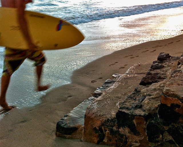 © CORDAY - Surf Series, No. 2 - Surfer in Motion