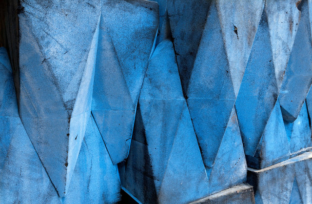 Pyramidal Microwave Absorbers