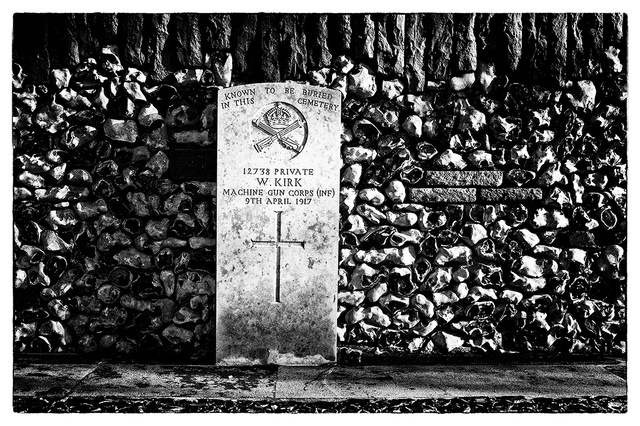 Roclincourt_Highland cemetery_0450.jpg