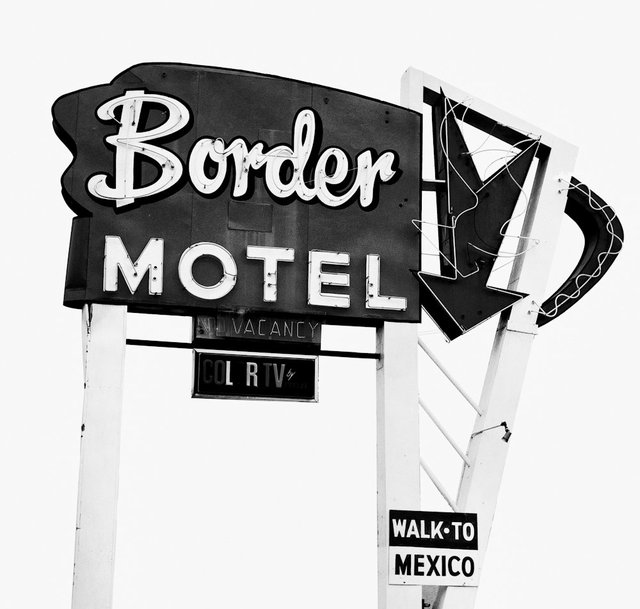 border motel-Edit.jpg