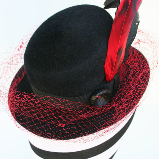 hat_1_b.jpg