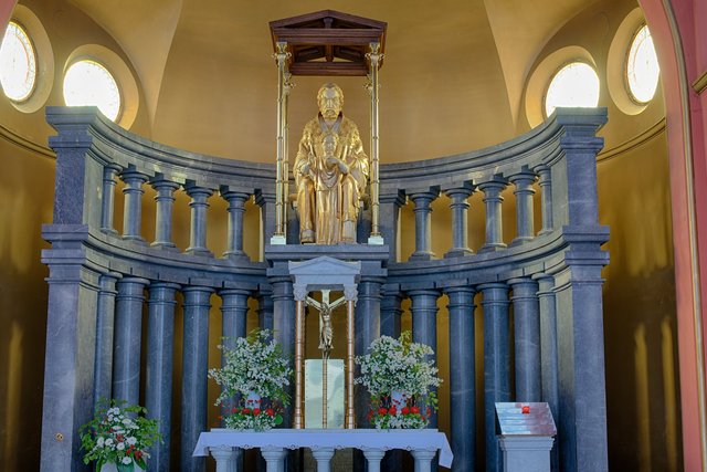 Altar in Church of St Joseph, Ljjubljana