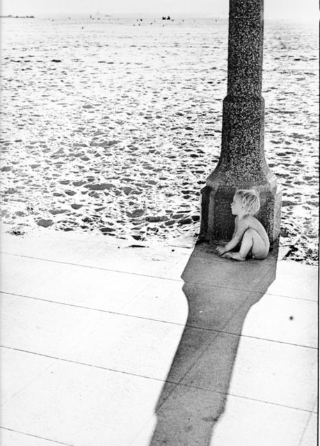 Venice boardwalk baby approximately Dec. 1, 1973.jpg