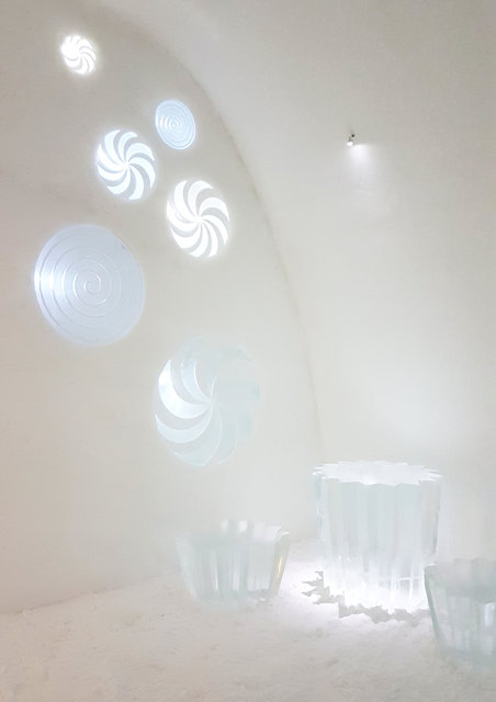 cupcake lounge.jpg