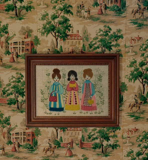 Plantation wallpaper detail
