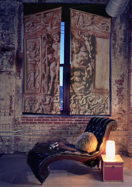 Curtain relief, 2016