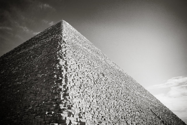 B&W Pyramid I