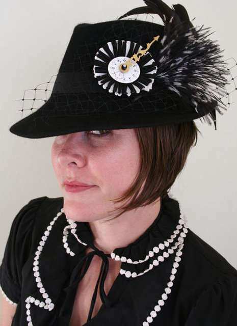 hat_8_e.jpg