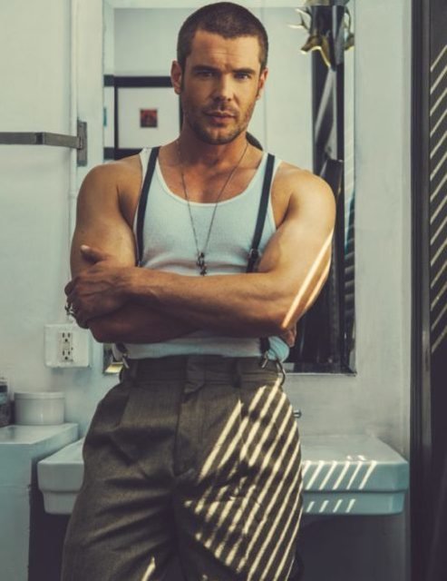 Schon_Magazine_charlieweber6-1000x647.jpg