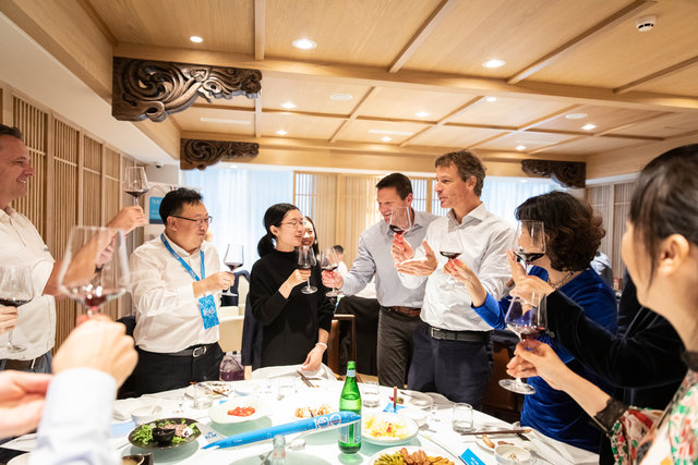 KLM 100 Dinner October 14_0766_NL.jpg