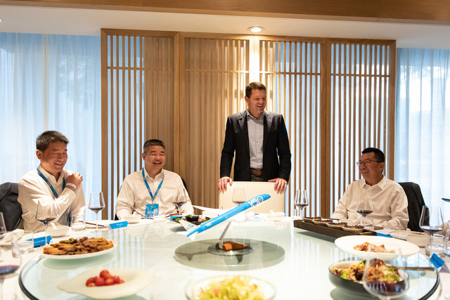 KLM 100 Dinner October 14_0658_NL.jpg