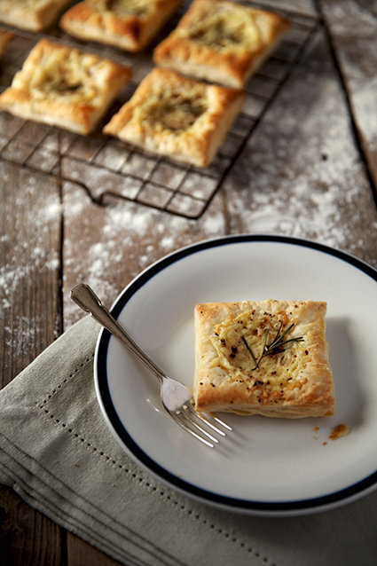 Rosemary Cheese Square Puffs