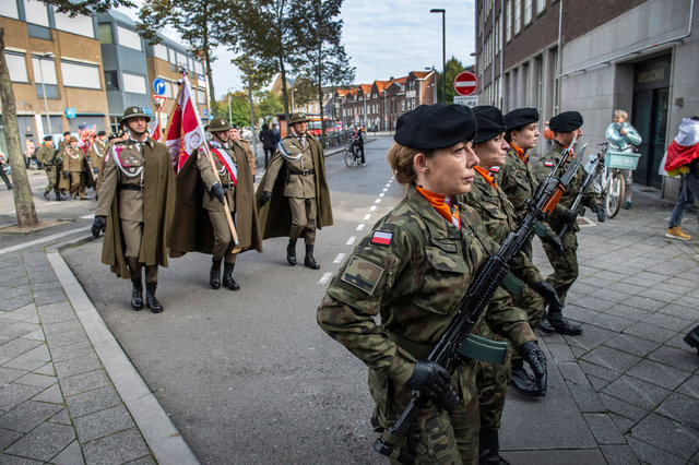 Herdenking 77 jaar bevrijding Breda met parademars door Poolse ere-compagnie, 2021
