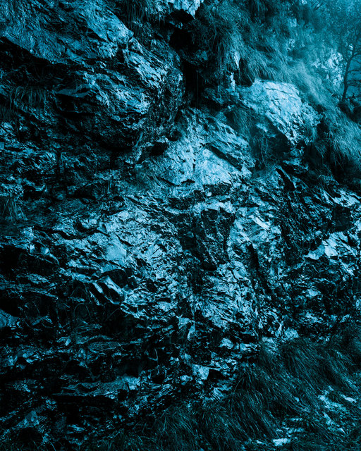 Blue Reflection, 2018, Archival Pigment Print, 98 x 78,4 cm, Ed. 3
