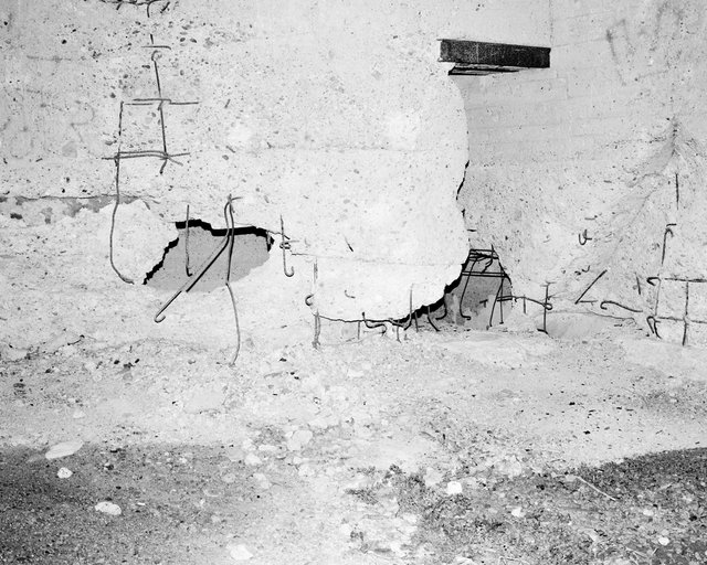 Concrete Ruin, 2018, Archival Pigment Print, 135 x 107,8 cm, Ed. 2