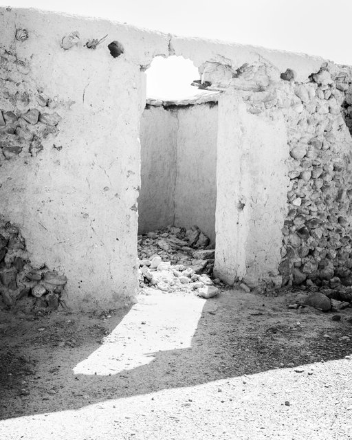 Entry, 2019, Archival Pigment Print, 98 cm x 78,4 cm, Ed. 5 + 2AP