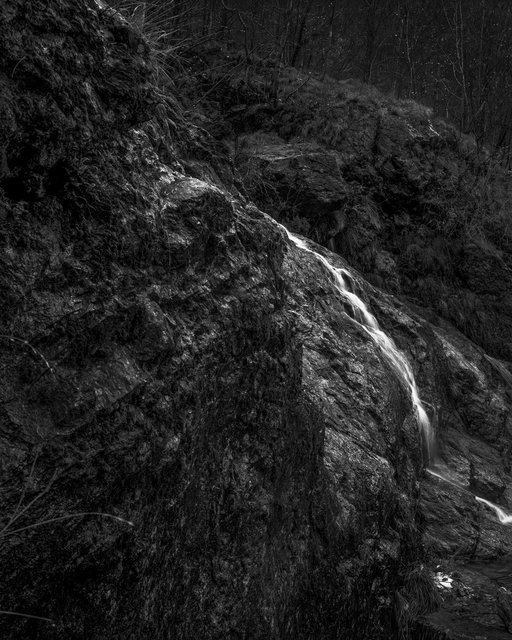 Waterfall 01, 2018, Archival Pigment Print, 32 x 25,6 cm, Ed. 3 + 2AP