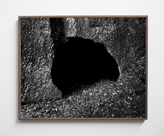 Cave Entry 03, 2019, Archival Pigment Print, 98 x 78,4 cm,  Ed. 3