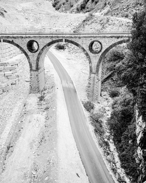 Road 01, 2018, Archival Pigment Print, 98 x 78,4 cm, Ed. 5 + 2AP