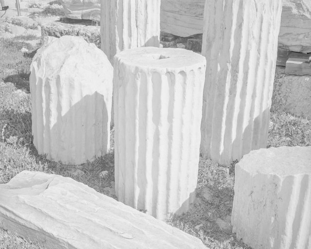 Pillars, 2017, Archival Pigment Print, 98 x 78 cm, Ed. 5 + 2AP
