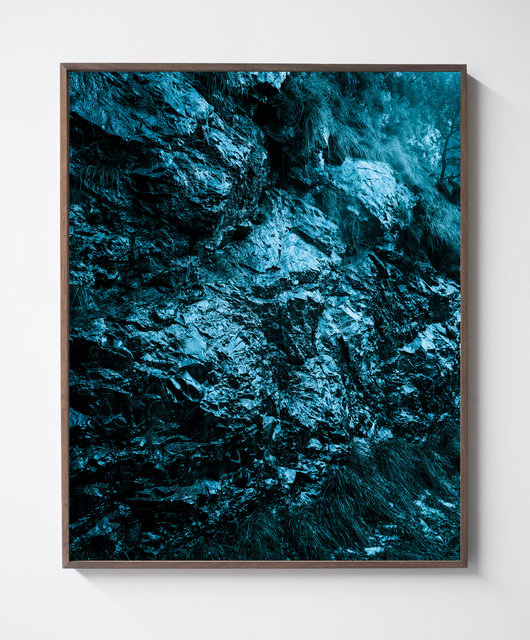 Blue Reflection, 2018, Archival Pigment Print, 98 x 78,4 cm, Ed. 3