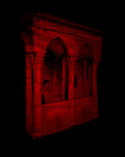 Red Facade, 2019, Archival Pigment Print, 98 x 78,4 cm, Ed. 3
