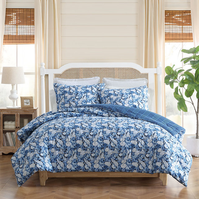 LA_SWEET MEMORIES_COMFORTER SET_INDIGO BLUE_MAIN_Blue.jpg