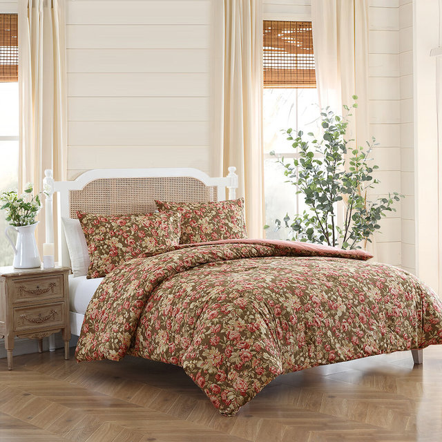 LA_BLOOMSBURY_COMFORTER SET_CHOCOLATE BROWN_ALT 1.jpg