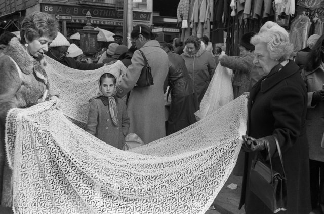 New York_1981_ORCHARD STREET_009 copy.jpg