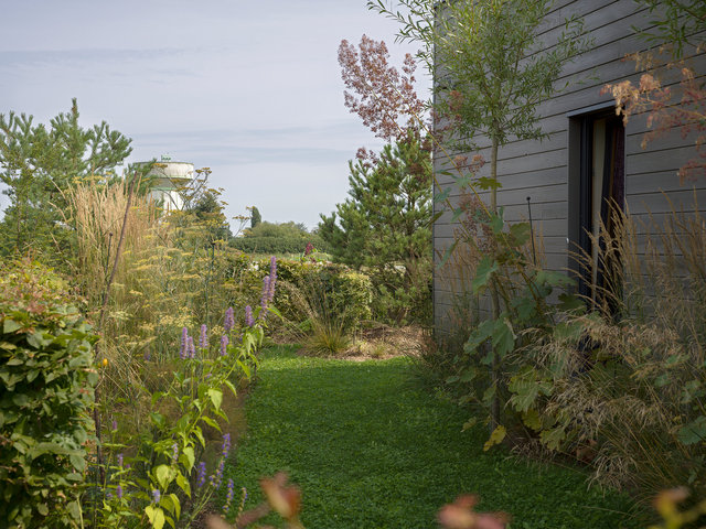 210820-DELECOURT_1400 B BD.tif