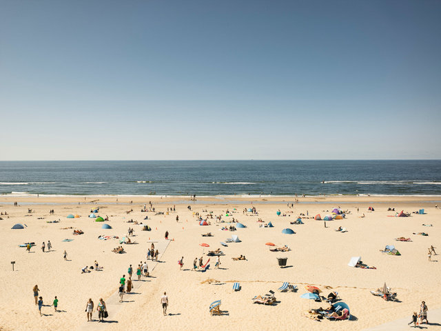HOFM 20180100 Unwind beach.jpg