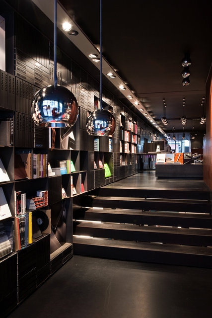 Mendo bookstore, Amsterdam