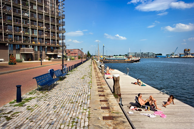 Amsterdam for book: 25 years stichting Forum voor Stedelijke Vernieuwing